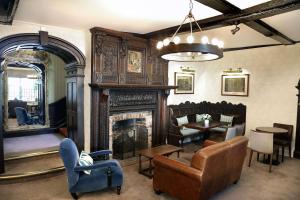 Best Western Red Lion Hotel - Convenient Location and Accessibility