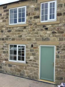 Black Swan Inn - Location and Accessibility