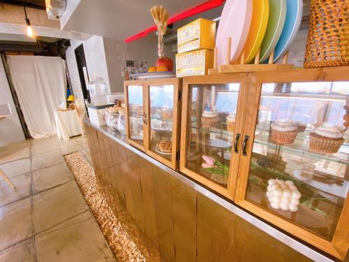 Book Tea Bed SHINJUKU-GYOEN - Good To Know