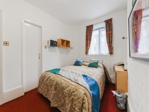 Boston Court Hotel - Facilities and Services