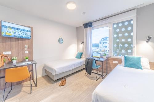 Break & Home Paris Italy Porte De Choisy - Room Features and Amenities