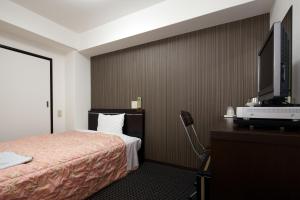 Business Inn Sennichimae Hotel - Location and Accessibility