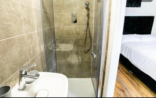 Cambridge House Hotel - Room Types and Features