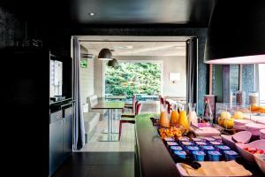 Campanile Evry West - Corbeil Essonnes - Accommodation and Room Amenities