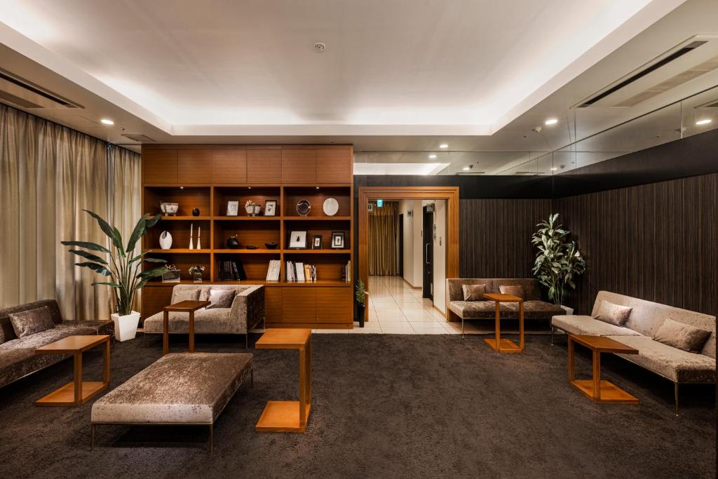 Candeo Hotels Ueno Park - Location and Accessibility