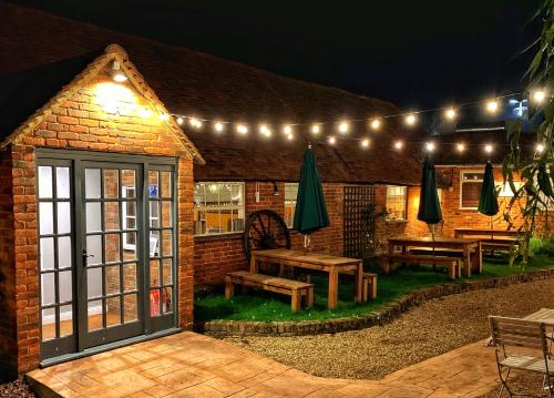 Cantley House Hotel - Wokingham - Location and Accessibility