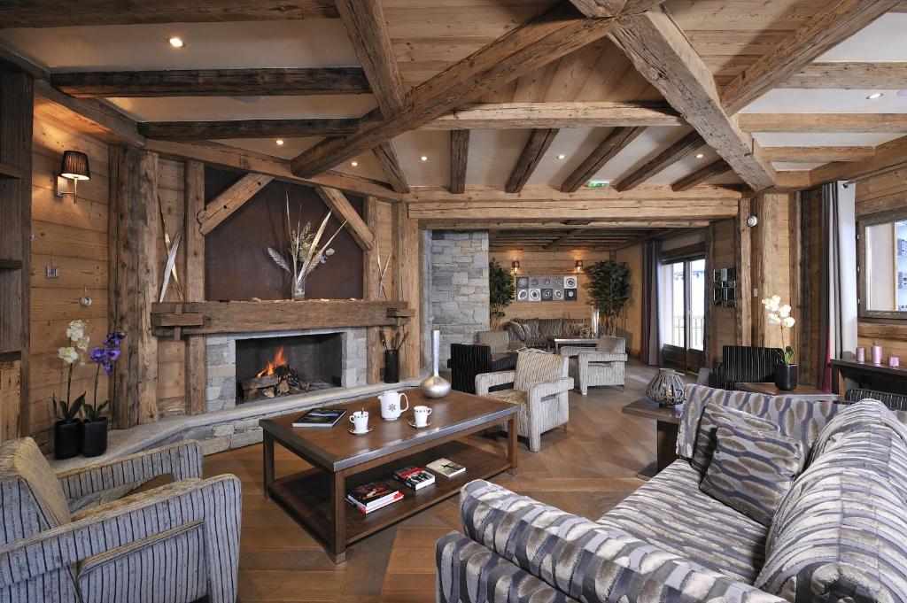 CGH Residences & Spas Le Jhana - Accommodation Features