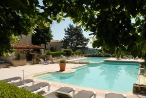 Charembeau - Amenities and Facilities