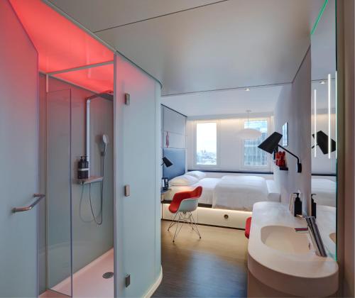 Citizenm Paris Gare De Lyon - Amenities and Features
