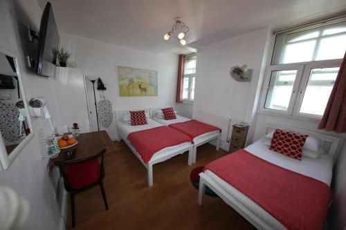 City London Hotel - Guest Experience