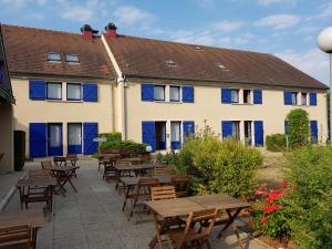 Comfort Hotel Etampes - Guest Ratings and Reviews