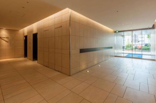 Comfort Hotel Tokyo Higashi Nihombashi - Compact and Comfortable Rooms
