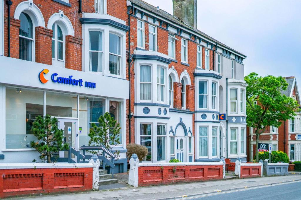 Comfort Inn Blackpool Gresham - Accommodations and Amenities