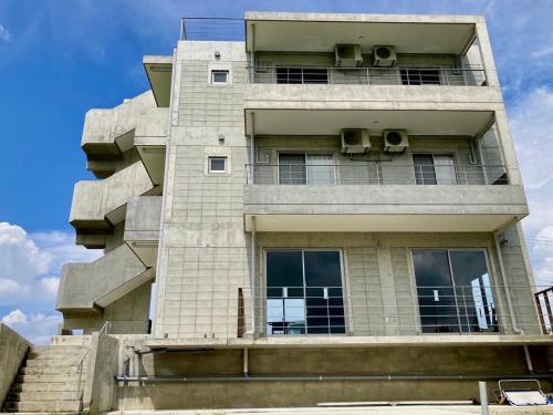 CondoYumangi - Accommodation Details