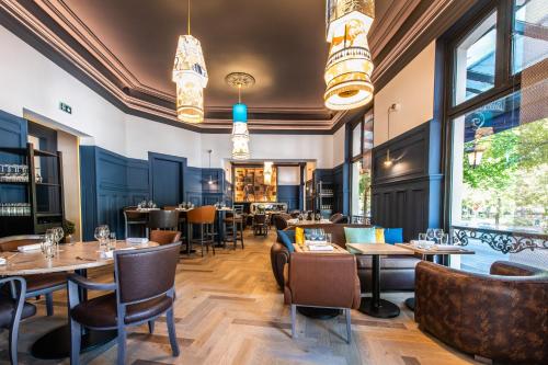 Continental Hotel - Amenities and Room Features