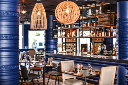 Country Estates Château of Fontainebleau - Facilities and Activities