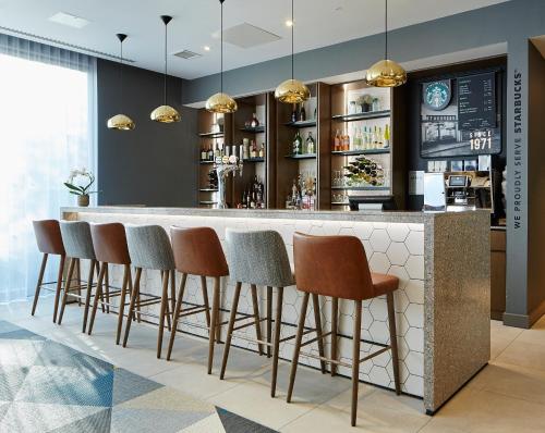 Courtyard by Marriott Oxford South - Accommodation Options