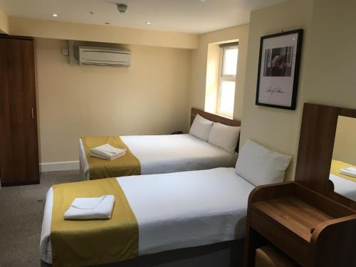 Craven Hotel - Amenities and Services