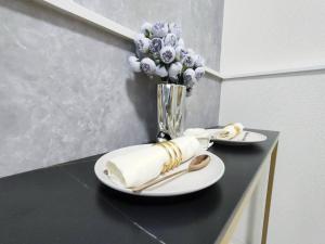 D12 Shinjuku Center 2 Rooms - New Spacious Apartment, 5 Mins to Station, Max 4 People, Newly Renovated in Shinjuku, Bathing Tub, Outdoor Balcony, Wooden Flooring, Original Interior - Good To Know