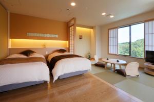 Daitai Autumn Warmth Resort - Hot Spring With a Fire Pit - Facilities and Amenities