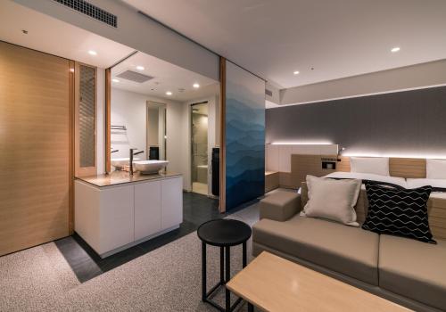 Daiwa Roynet Hotel Kyoto Terrace Hachijo PREMIER - Guest Reviews Highlights