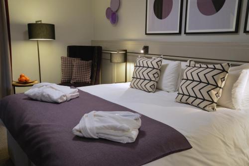 De Vere Cranage Estate - Rooms and Amenities