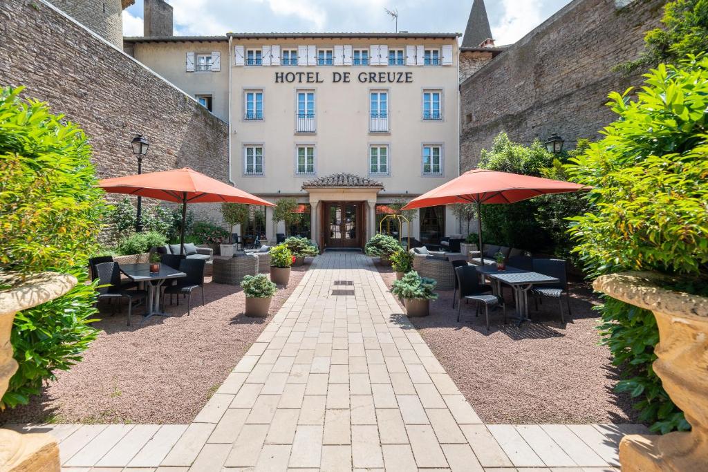 Demeures & Châteaux - Hotel Greuze & Spa Tournus - Location and Accessibility