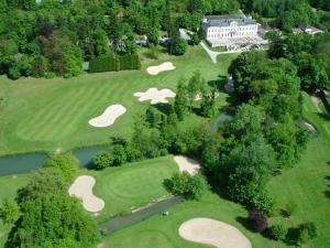 Domain and Golf of Vaugouard - The Younan House - Accommodation and Amenities