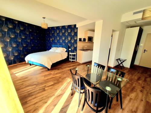 Domaine De La Mautanne - Accommodations and Amenities