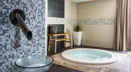 Domaine La Charpinière, the Originals Collection - Guest Experiences and Ratings