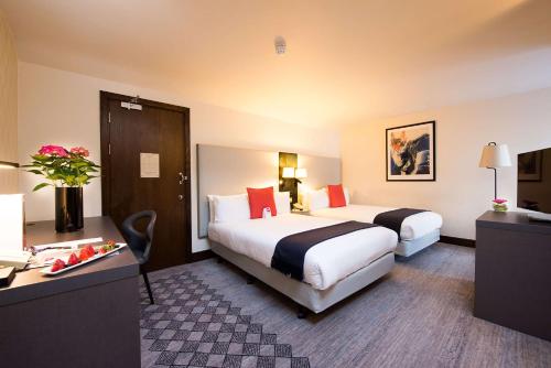 Doubletree By Hilton London Kensington - Accommodations and Room Types