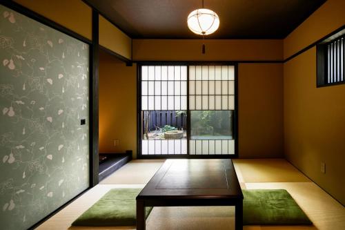 Eigetsu - Accommodation Details