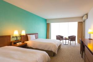 EM Wellness Kurashinohakko Lifestyle Resort - Location and Accessibility