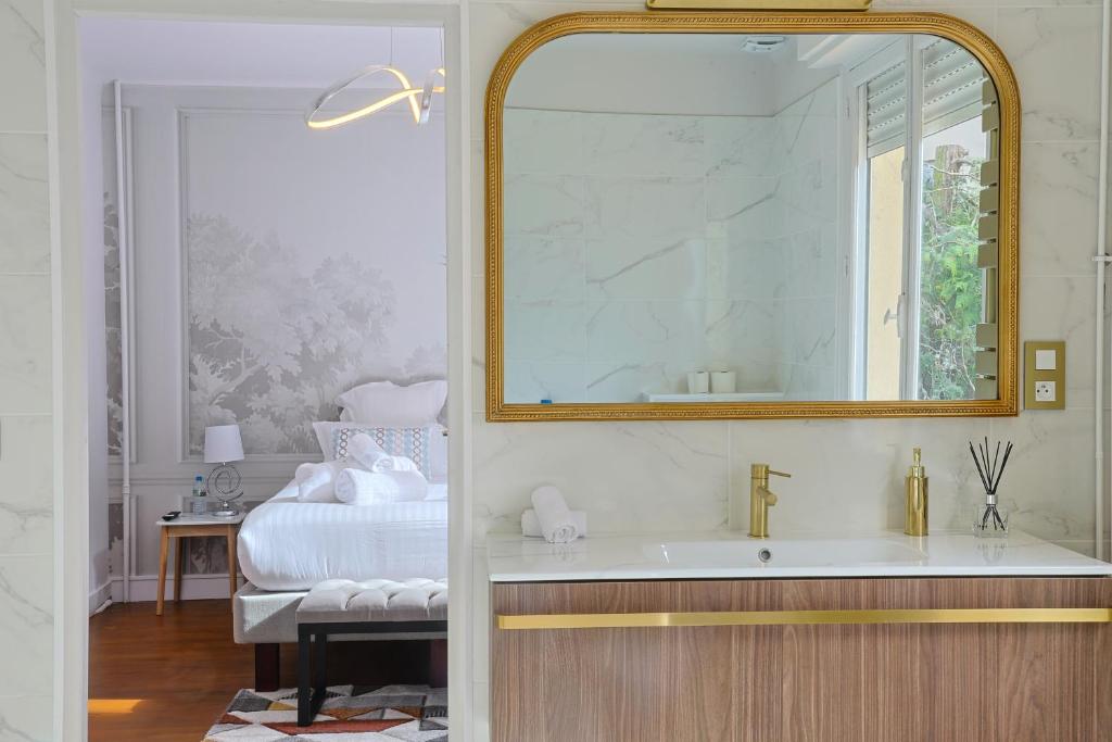 Erawan Boutique Hotel - Guest Experience Highlights