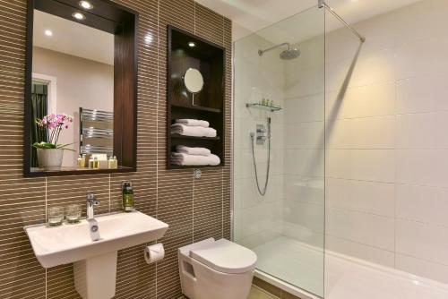 Fraser Suites Queens Gate - Accommodations and Amenities
