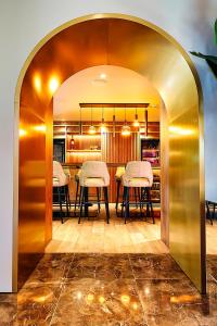 Friendship - Hotel & Restaurant - Dining Experience at the Restaurant