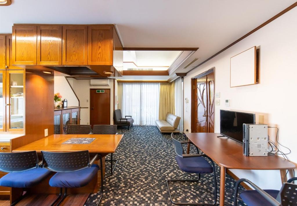 Futaba Hotel Review
