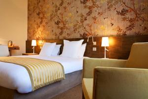 Grand Hotel of the Thermals Brides-les-Bains - Facilities and Amenities