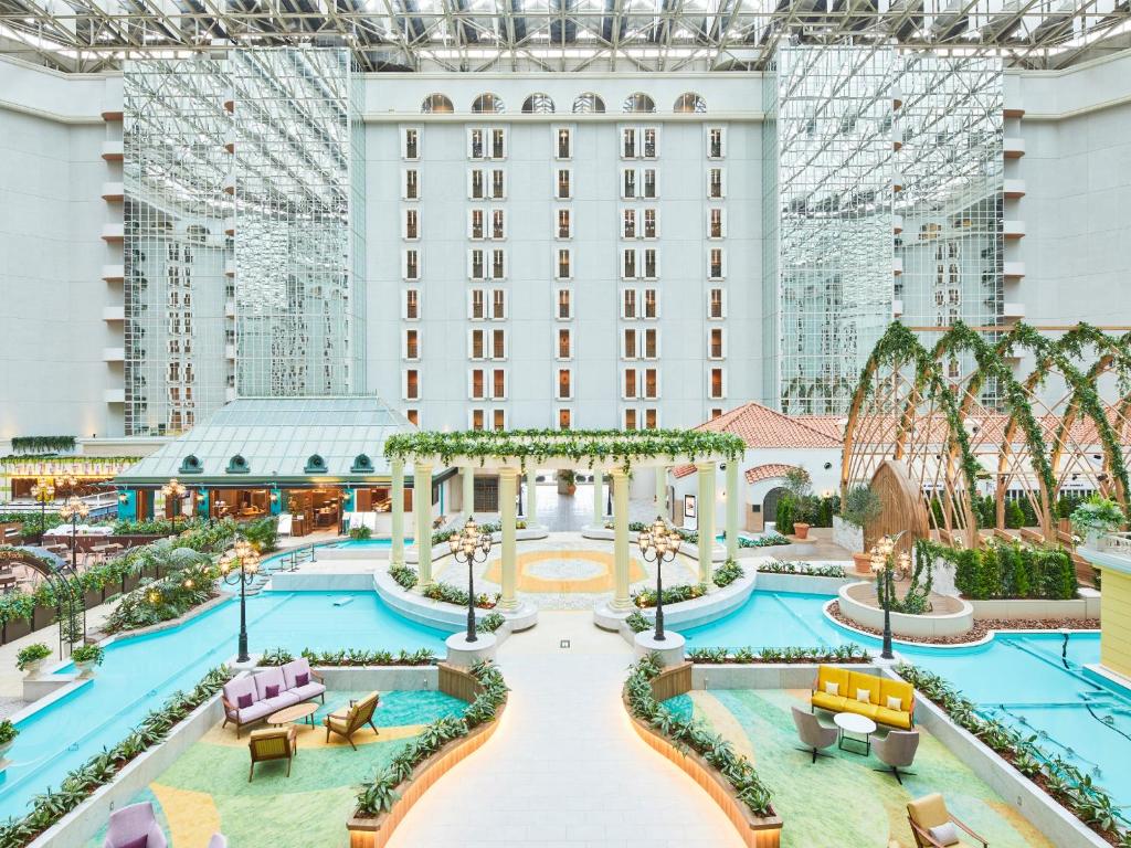 Grand Nikko Tokyo Bay Maihama - Room Types and Accommodations