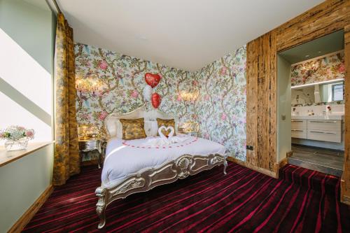 Grange Boutique Hotel - Spacious Accommodations With Amenities