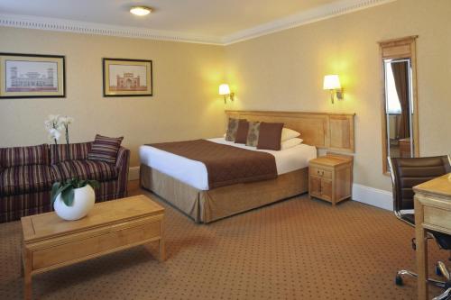 Grange Buckingham Hotel - Room Features and Amenities
