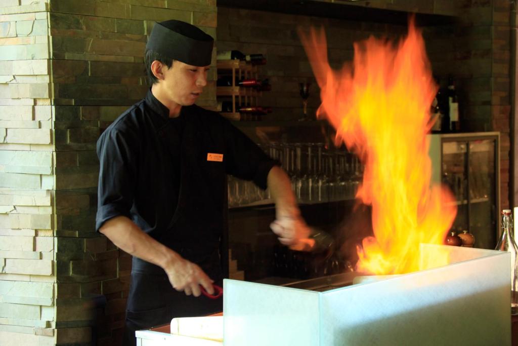 Hakone Fuga (Adult Only) Review
