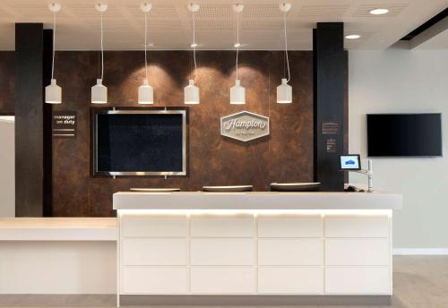 Hampton By Hilton London Docklands - Facilities and Amenities