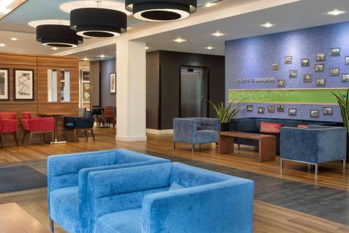 Hampton by Hilton York - Amenities and Services