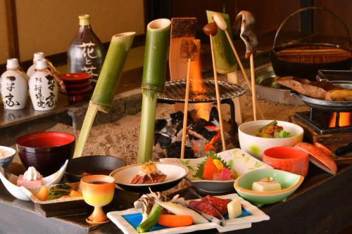 Hana to Hana - Accommodations and Amenities