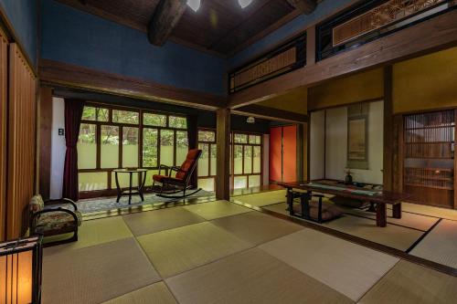 Hatago Kayausagi - Location and Accessibility