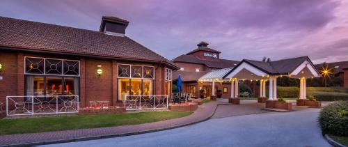 Hilton East Midlands Airport - Location and Accessibility