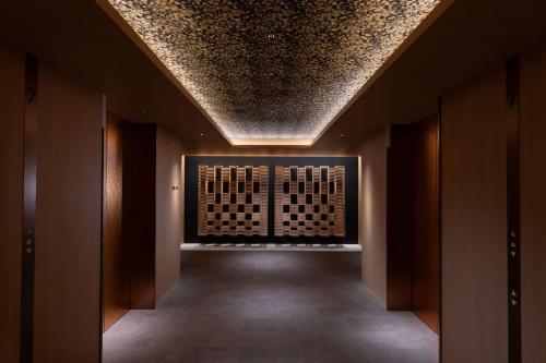 Hilton Kyoto - Location and Accessibility