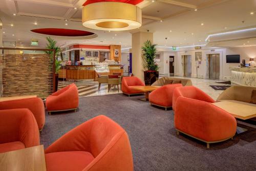 Hilton Leeds City - Accessibility and Location