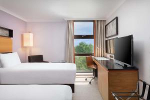 Hilton London Kensington Hotel - Location Details